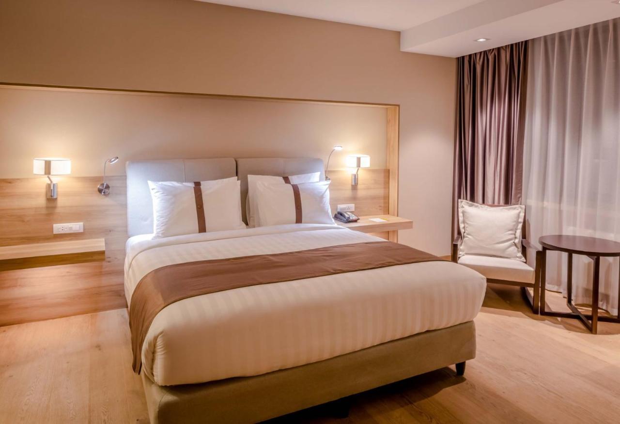 Holiday Inn Ulaanbaatar By Ihg Kültér fotó
