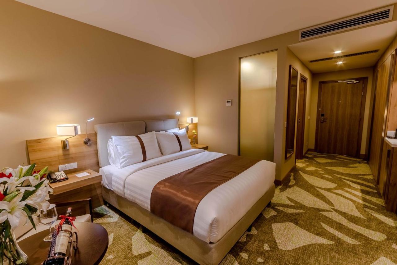 Holiday Inn Ulaanbaatar By Ihg Kültér fotó